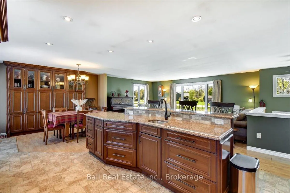 Photo 4 of 51 Golfview Drive, Bancroft, Bancroft Ward — HOMEH