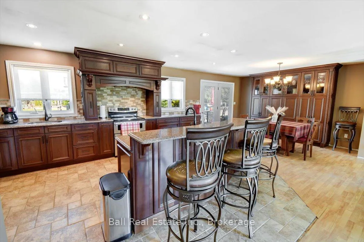 Photo 10 of 51 Golfview Drive, Bancroft, Bancroft Ward — HOMEH