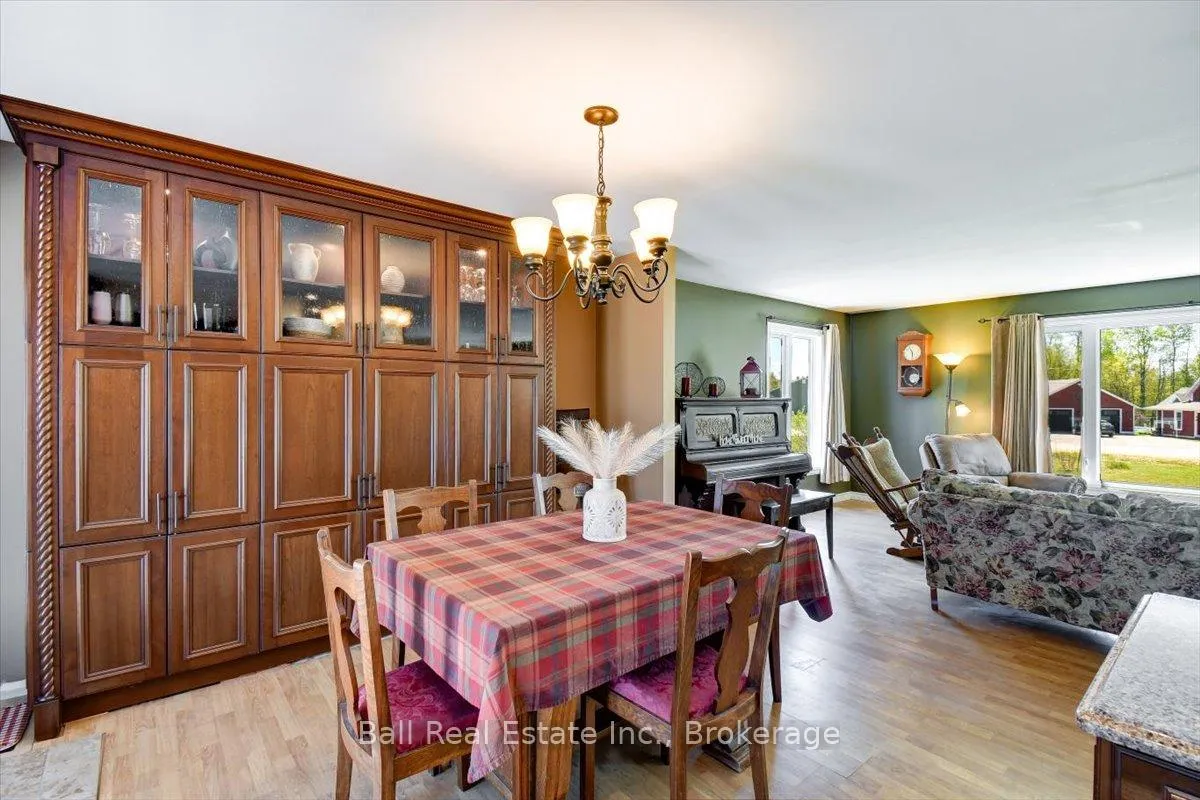 Photo 12 of 51 Golfview Drive, Bancroft, Bancroft Ward — HOMEH