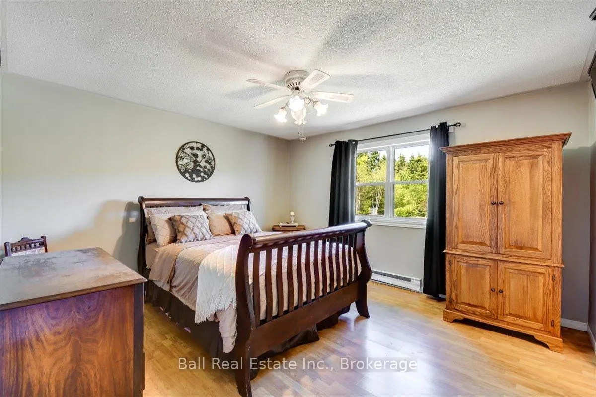 Photo 17 of 51 Golfview Drive, Bancroft, Bancroft Ward — HOMEH