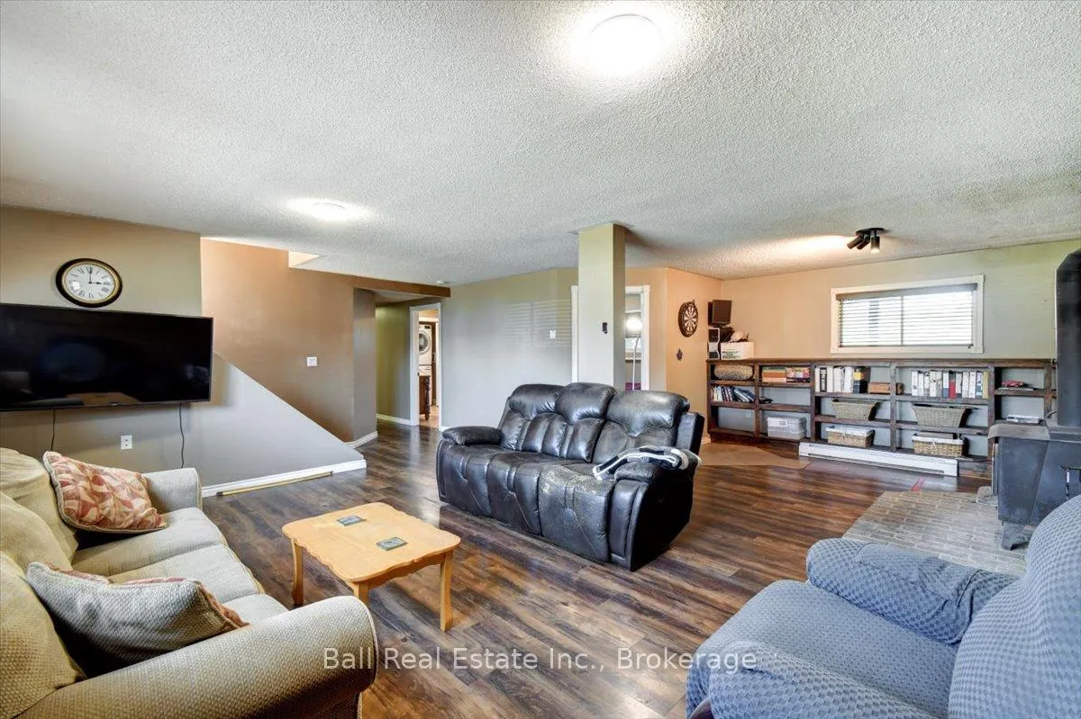 Photo 23 of 51 Golfview Drive, Bancroft, Bancroft Ward — HOMEH