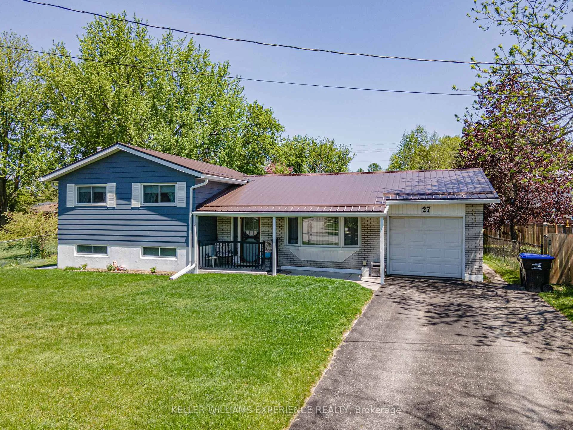 Photo 1 of 27 Larkdale Crescent, Essa, Angus — HOMEH
