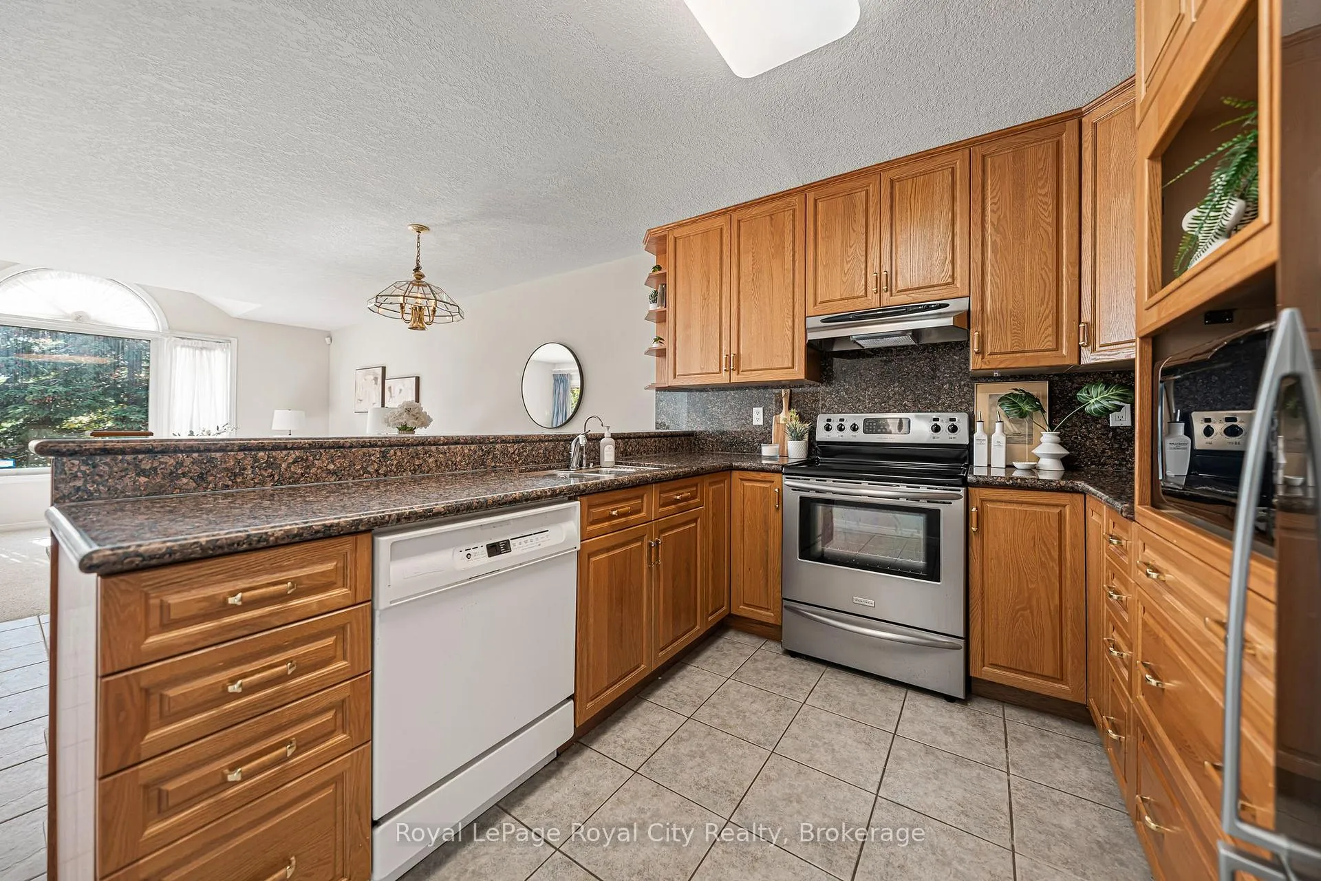 Photo 7 of Unit 7, 784 Gordon Street, Guelph, Kortright East — HOMEH
