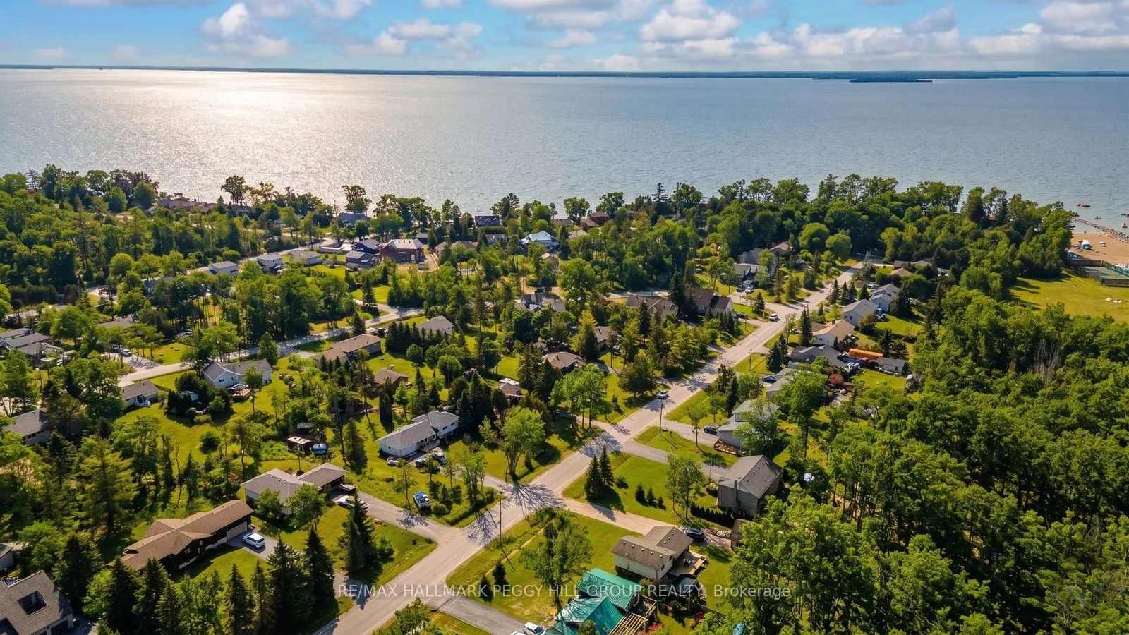 Photo 2 of 3822 West Street, Innisfil, Rural Innisfil — HOMEH