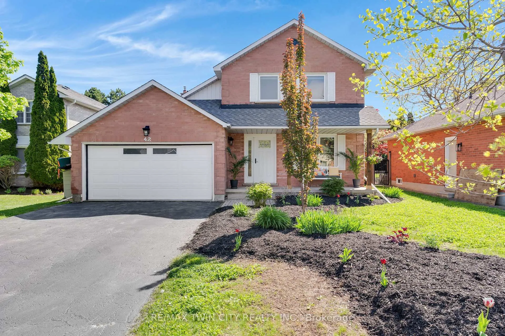 Photo 1 of 42 Handorf Drive, Cambridge — HOMEH