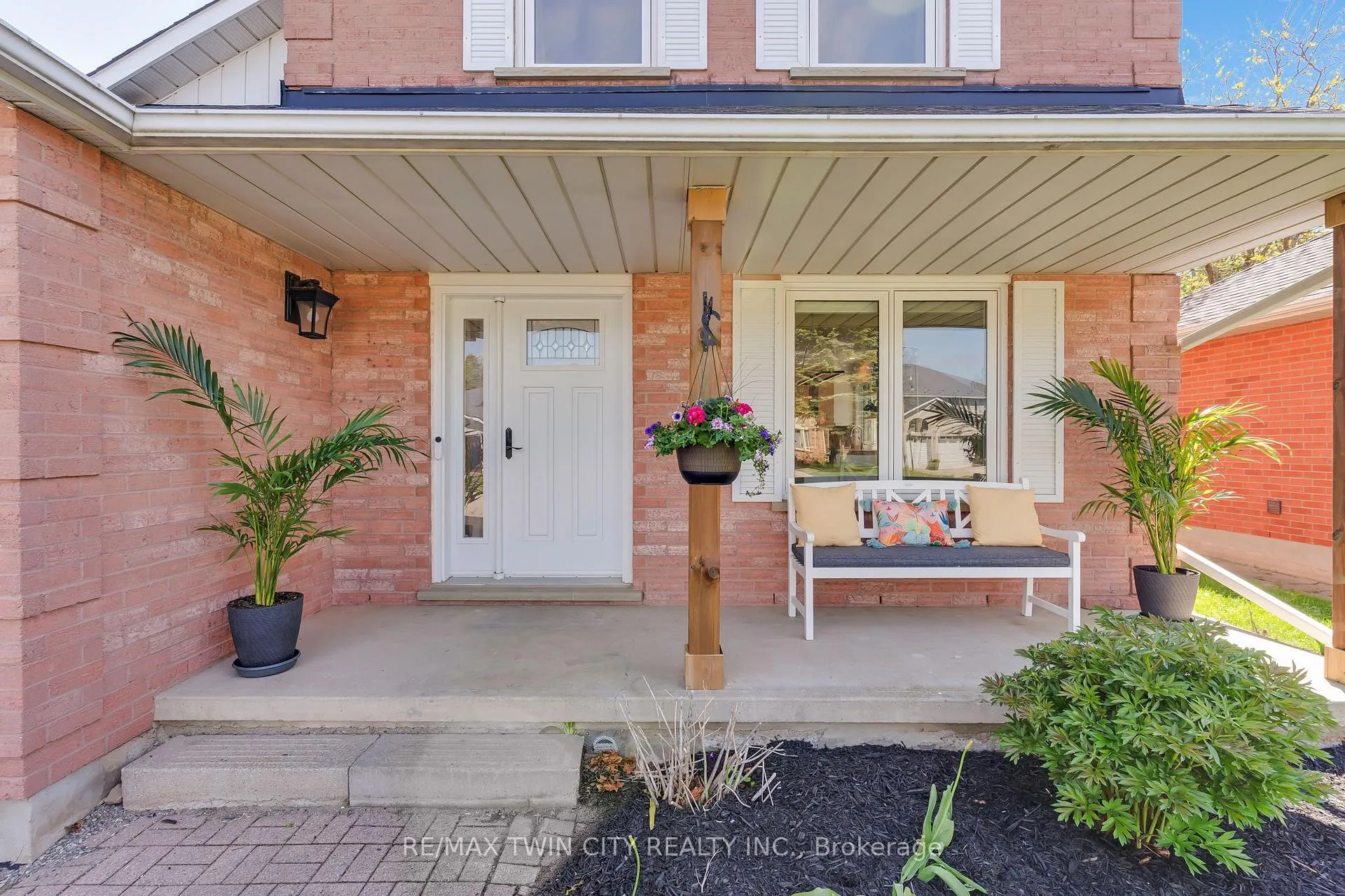 Photo 2 of 42 Handorf Drive, Cambridge — HOMEH