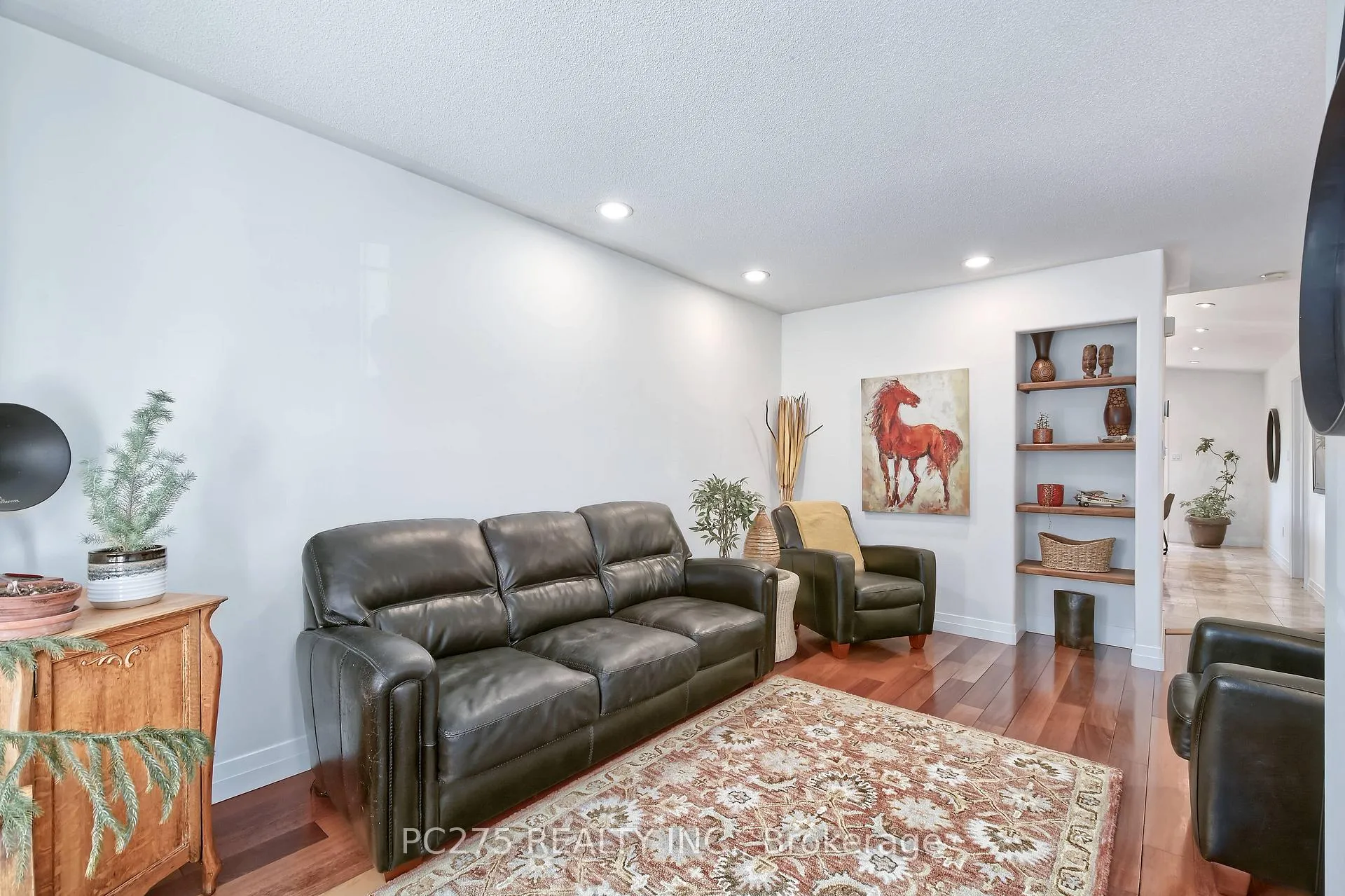 Photo 5 of 39 Ponsford Place, St. Thomas — HOMEH