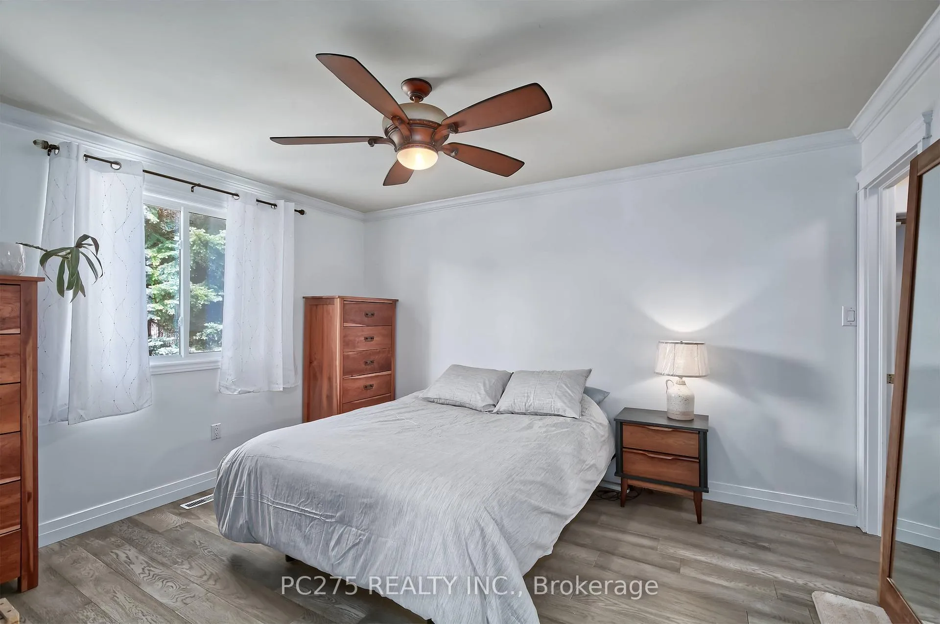 Photo 13 of 39 Ponsford Place, St. Thomas — HOMEH