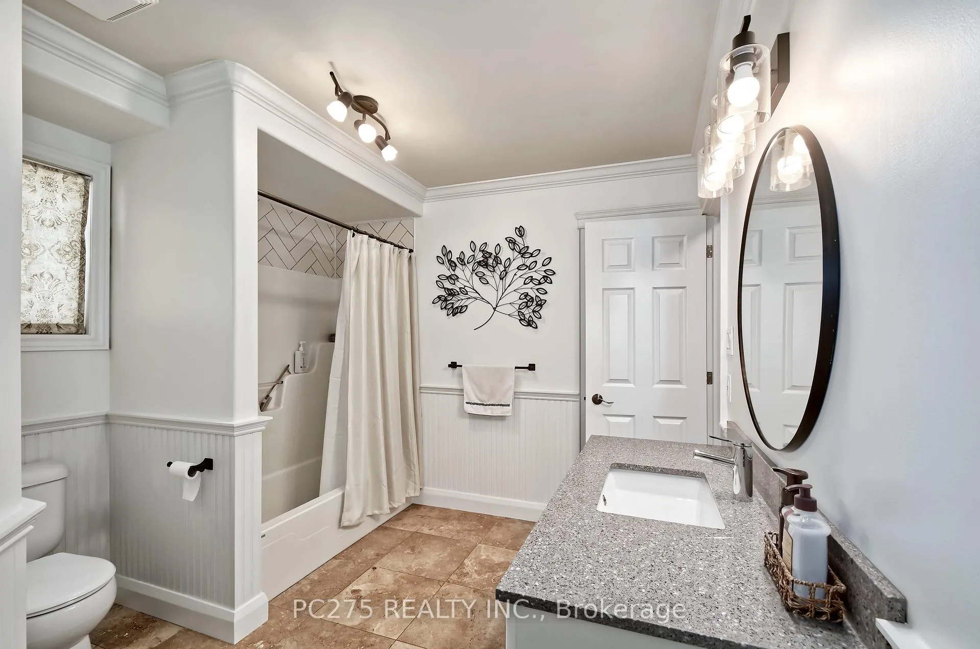 Photo 15 of 39 Ponsford Place, St. Thomas — HOMEH