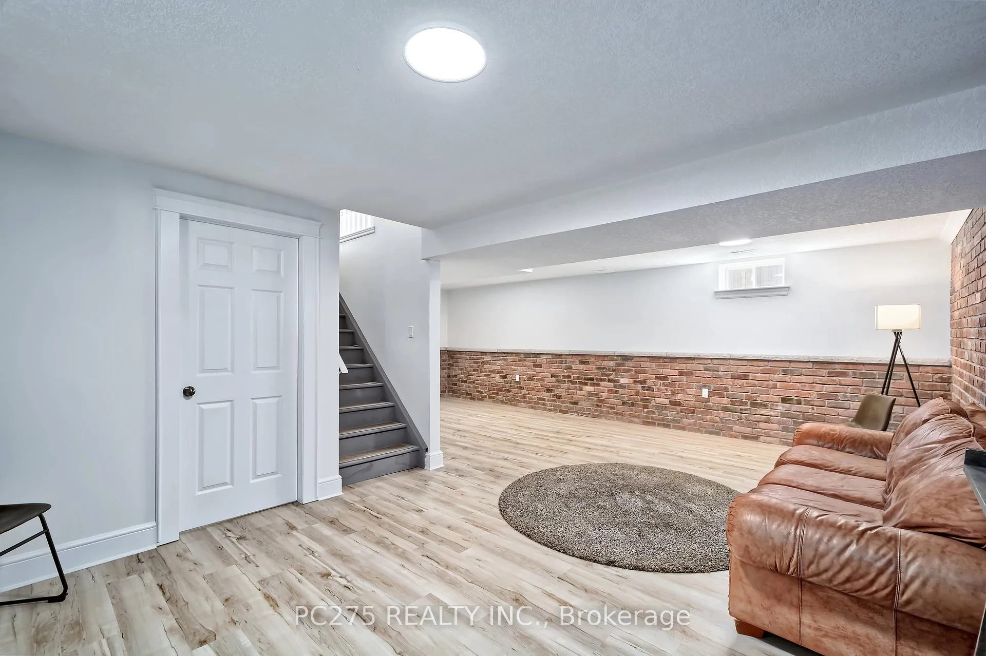 Photo 20 of 39 Ponsford Place, St. Thomas — HOMEH