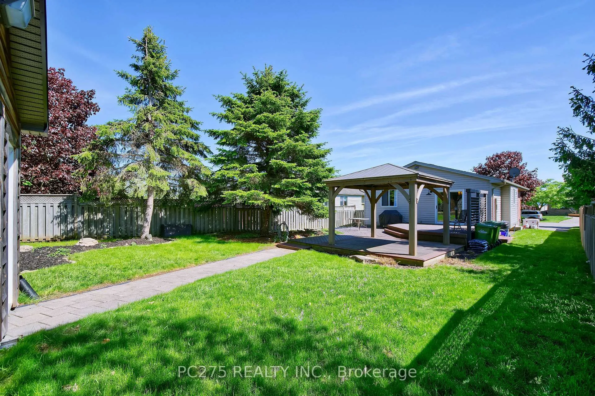 Photo 28 of 39 Ponsford Place, St. Thomas — HOMEH