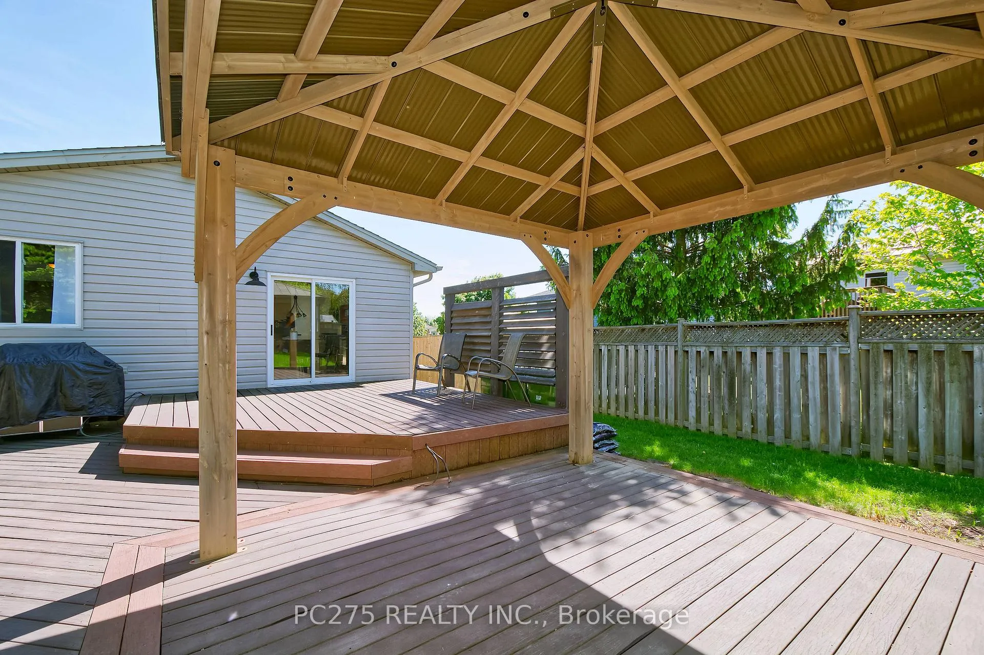 Photo 31 of 39 Ponsford Place, St. Thomas — HOMEH