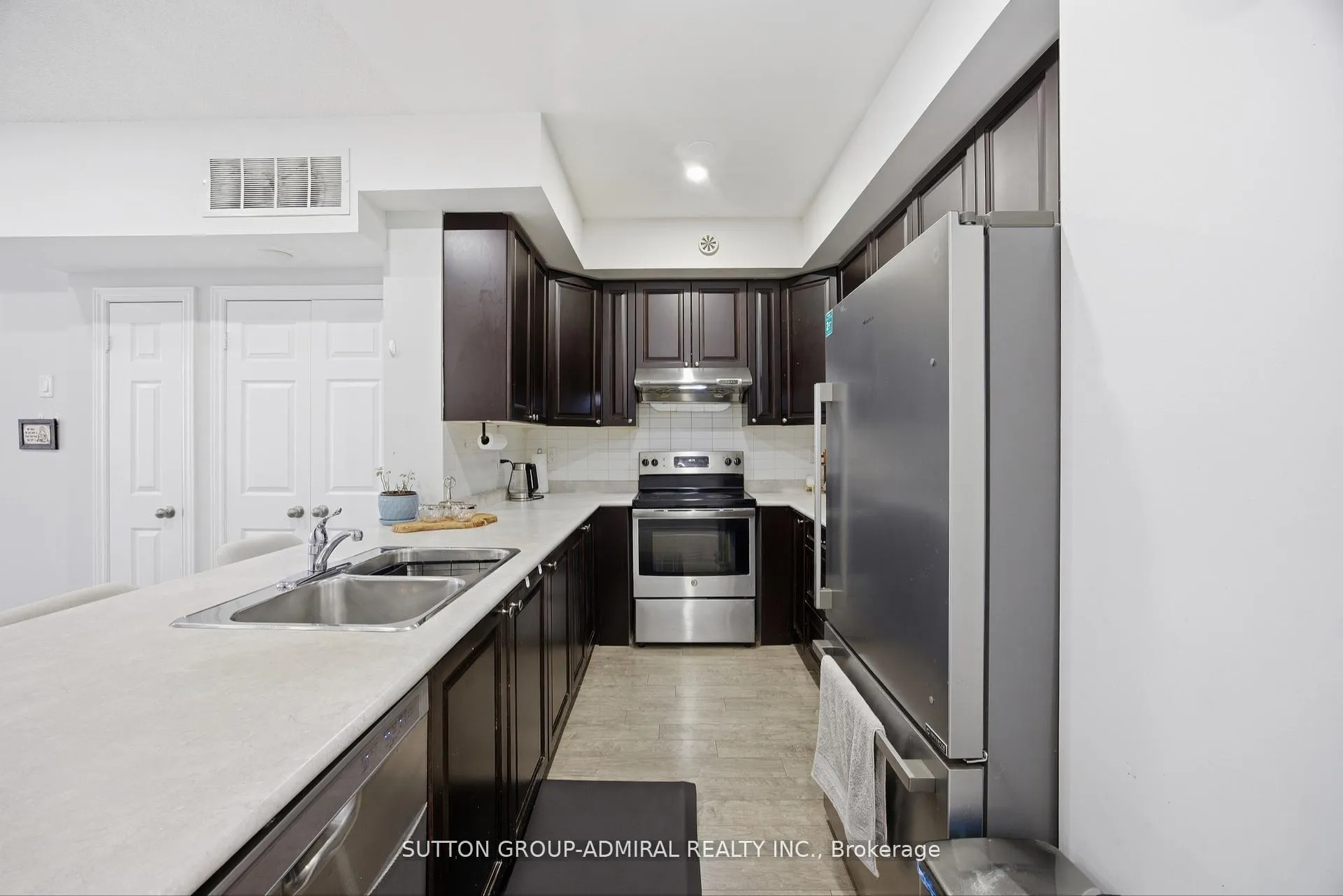 Photo 11 of Unit 56, 180 Howden Boulevard, Brampton, Westgate — HOMEH