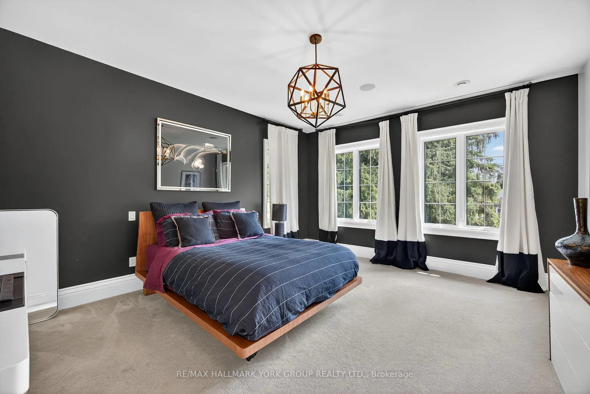 Photo 15 of 108 Kennedy Street W, Aurora, Aurora Village — HOMEH