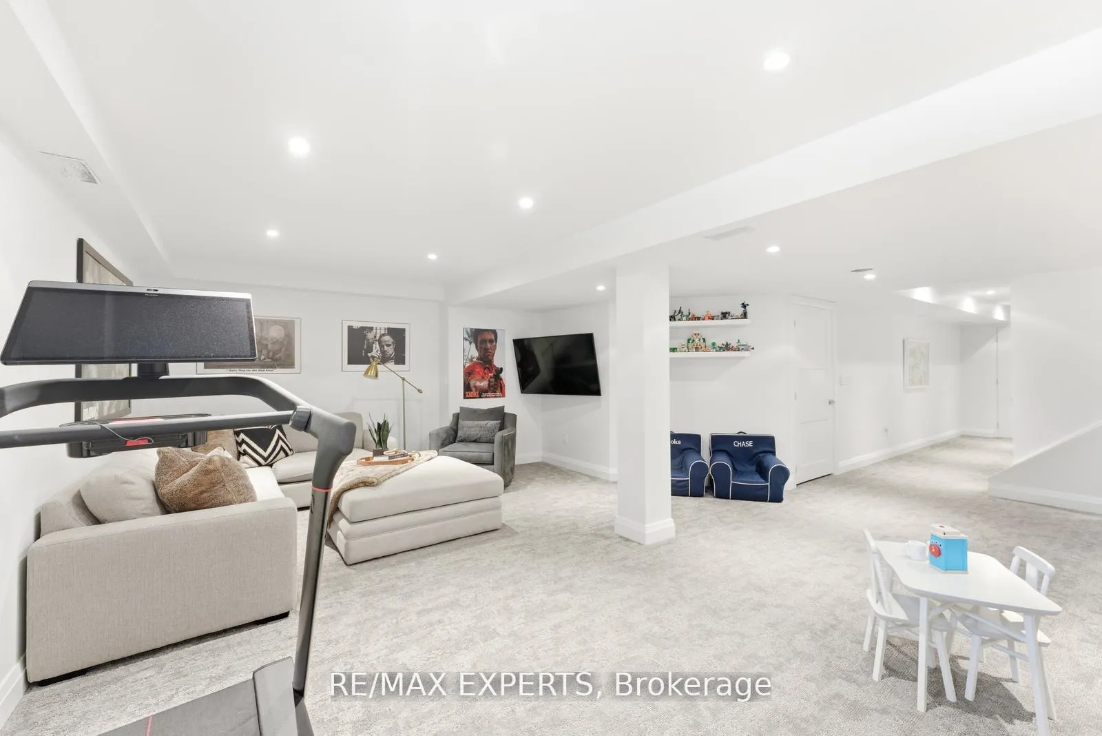 Photo 31 of 45 Bright Land Drive, Vaughan, Kleinburg — HOMEH