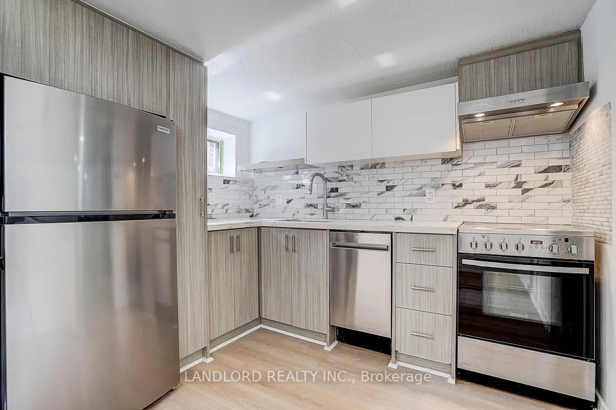 Photo 8 of Unit Lower, 56 Bicknell Avenue, Toronto, Keelesdale-Eglinton West — HOMEH