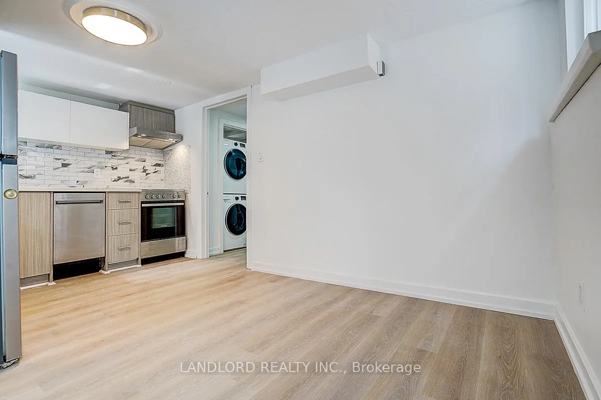 Photo 19 of Unit Lower, 56 Bicknell Avenue, Toronto, Keelesdale-Eglinton West — HOMEH