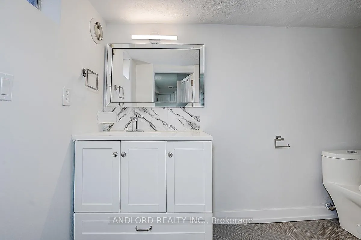Photo 22 of Unit Lower, 56 Bicknell Avenue, Toronto, Keelesdale-Eglinton West — HOMEH