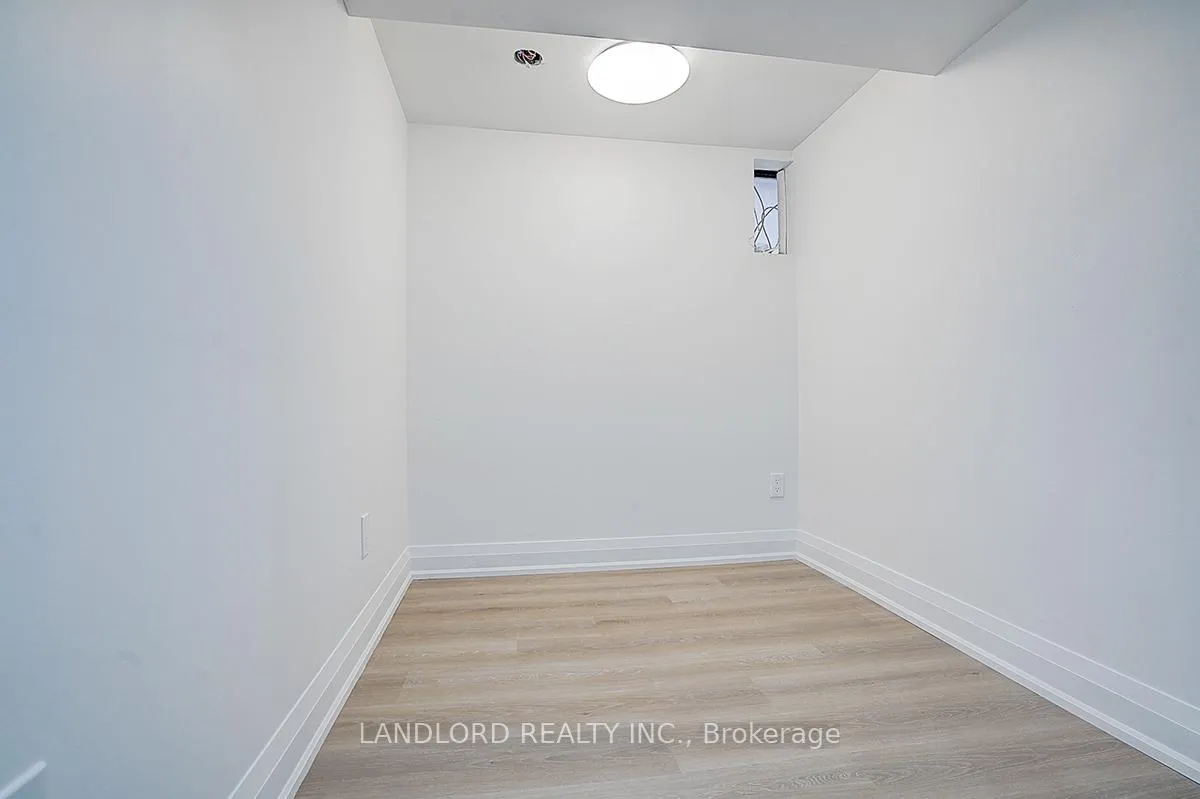 Photo 33 of Unit Lower, 56 Bicknell Avenue, Toronto, Keelesdale-Eglinton West — HOMEH