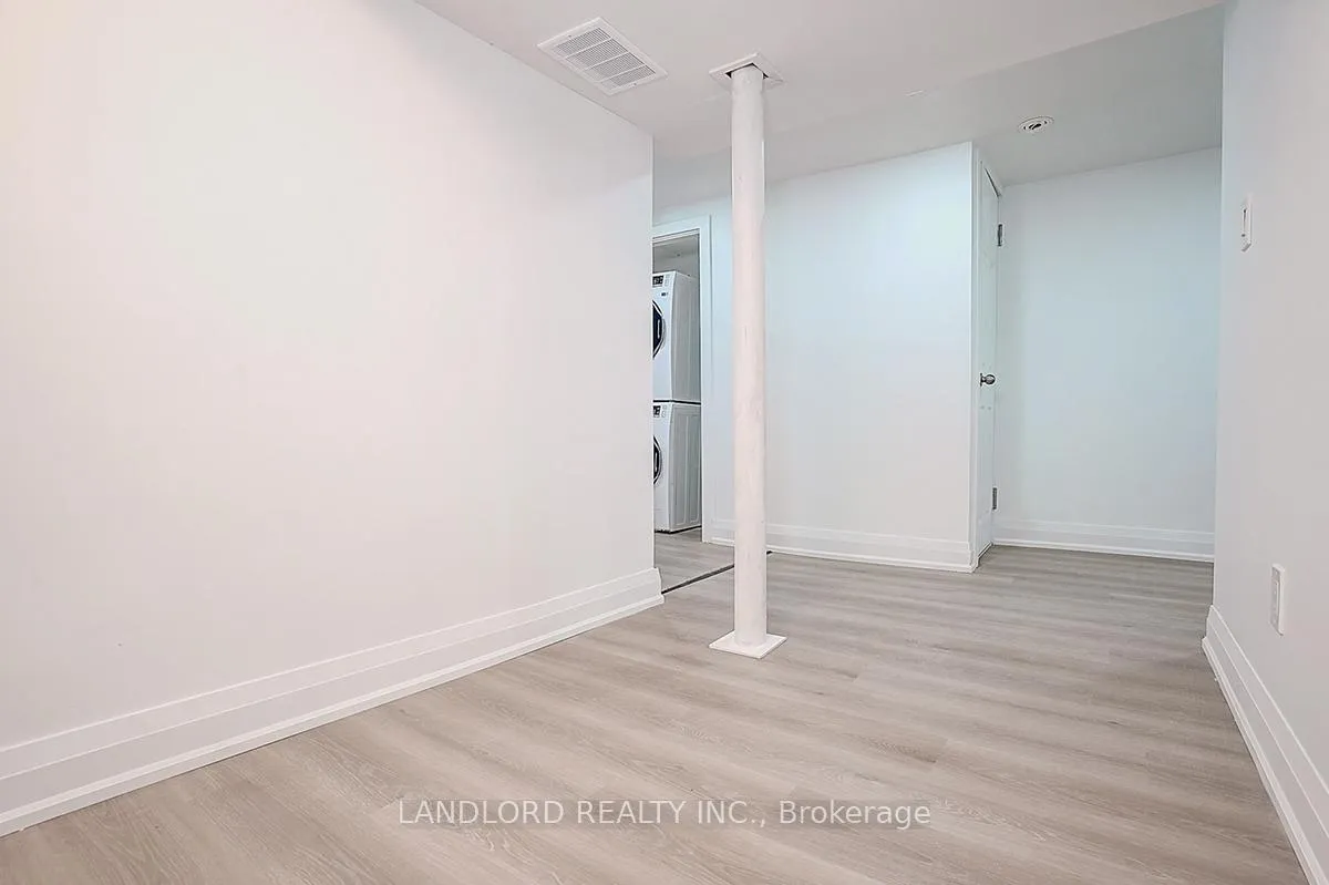 Photo 34 of Unit Lower, 56 Bicknell Avenue, Toronto, Keelesdale-Eglinton West — HOMEH