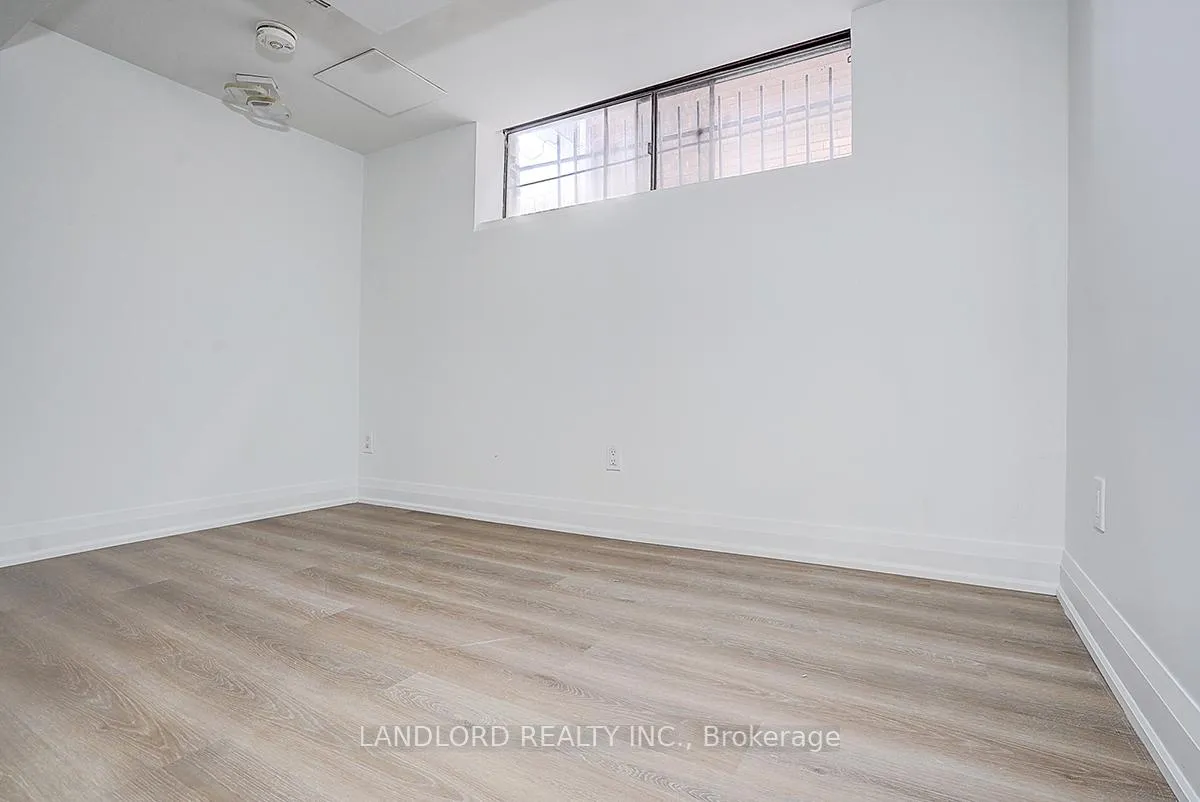 Photo 36 of Unit Lower, 56 Bicknell Avenue, Toronto, Keelesdale-Eglinton West — HOMEH