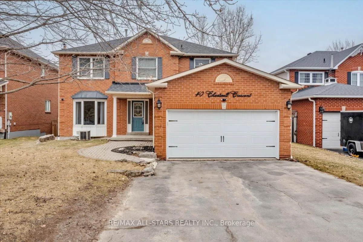 Photo 2 of 40 Chartwell Crescent, Georgina, Keswick North — HOMEH