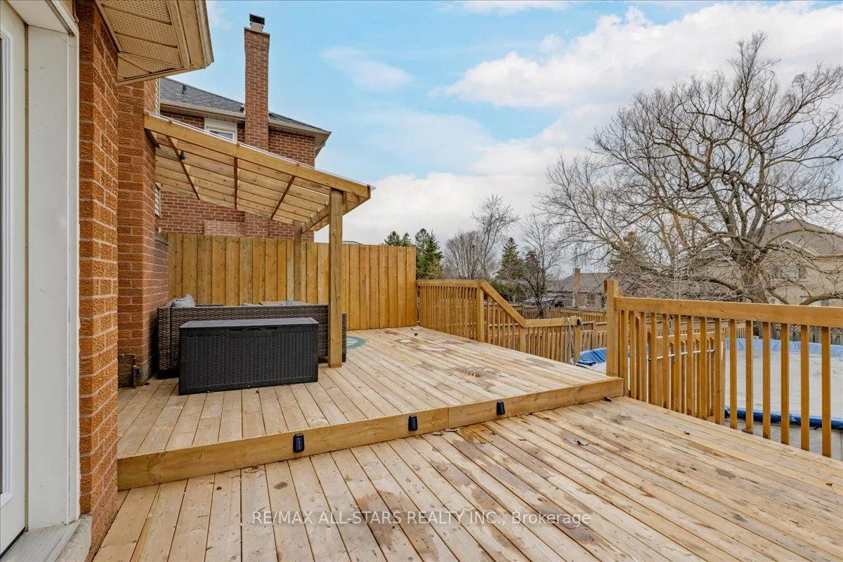 Photo 35 of 40 Chartwell Crescent, Georgina, Keswick North — HOMEH