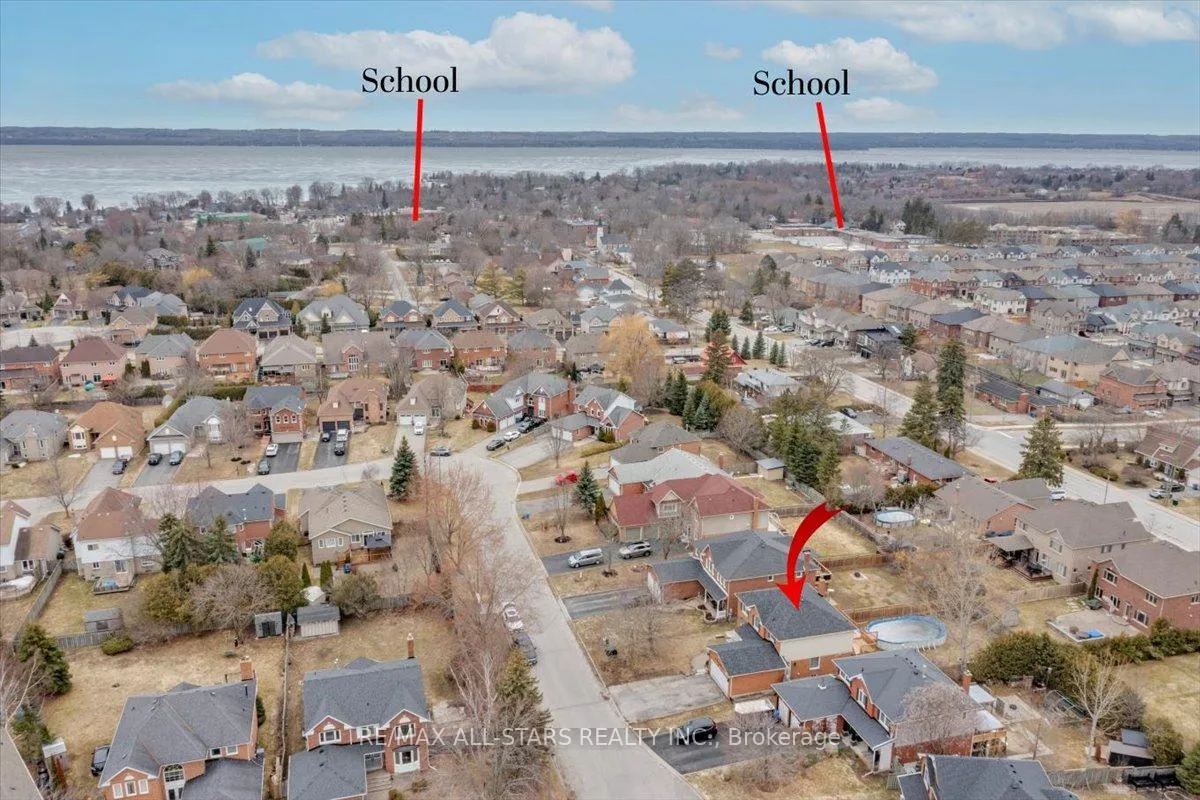 Photo 42 of 40 Chartwell Crescent, Georgina, Keswick North — HOMEH