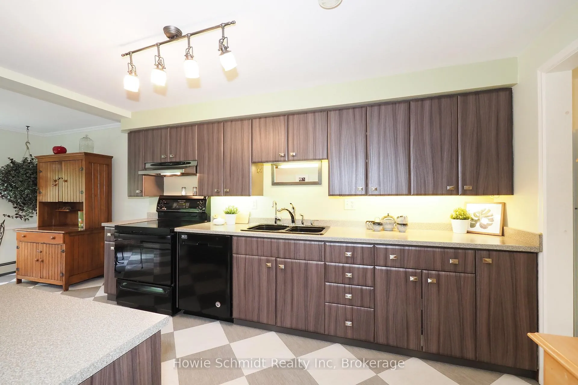 Photo 23 of 2023 Coronation Boulevard, Cambridge, Lang's Farm — HOMEH