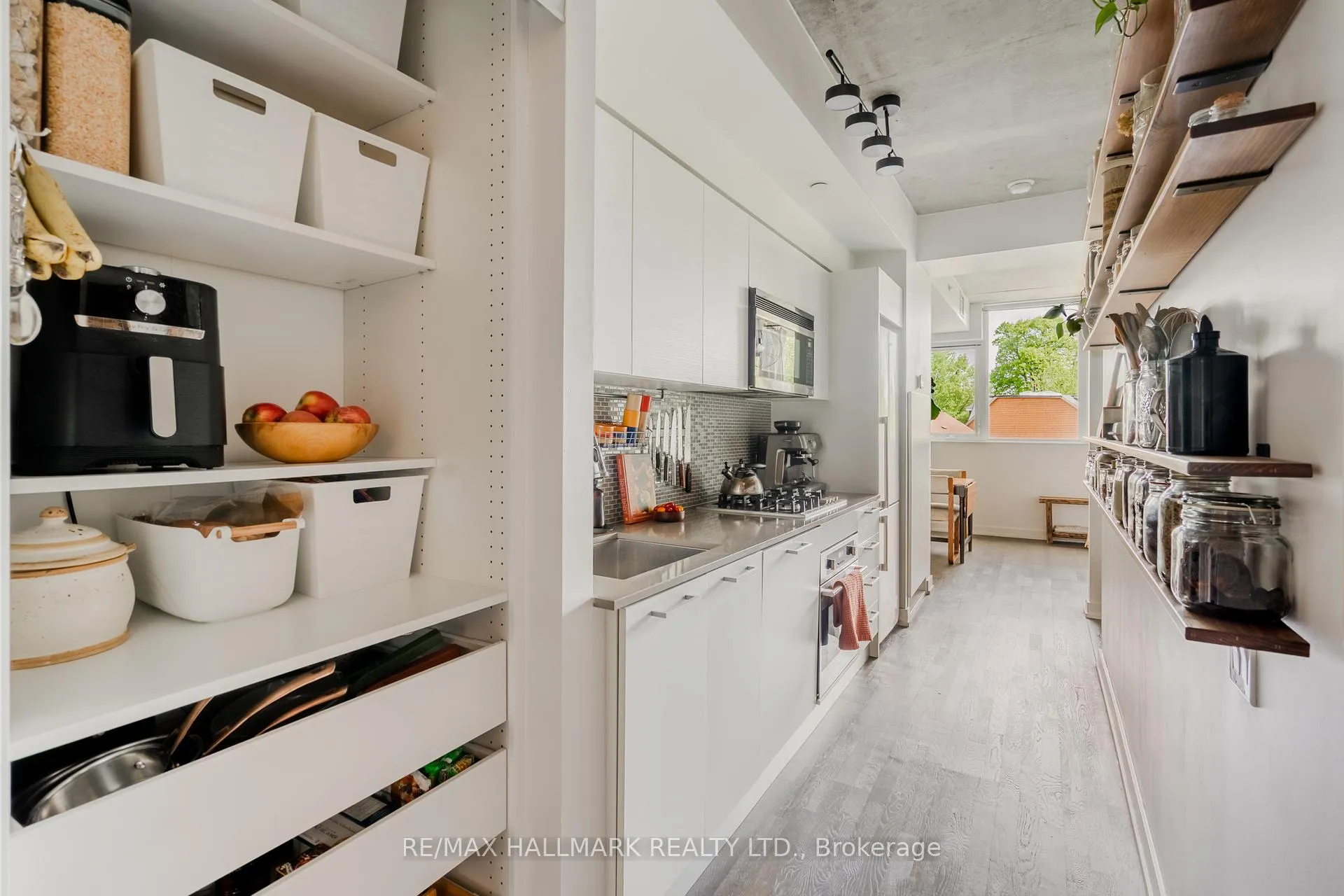 Photo 3 of Unit 203, 60 Haslett Avenue, Toronto, The Beaches — HOMEH