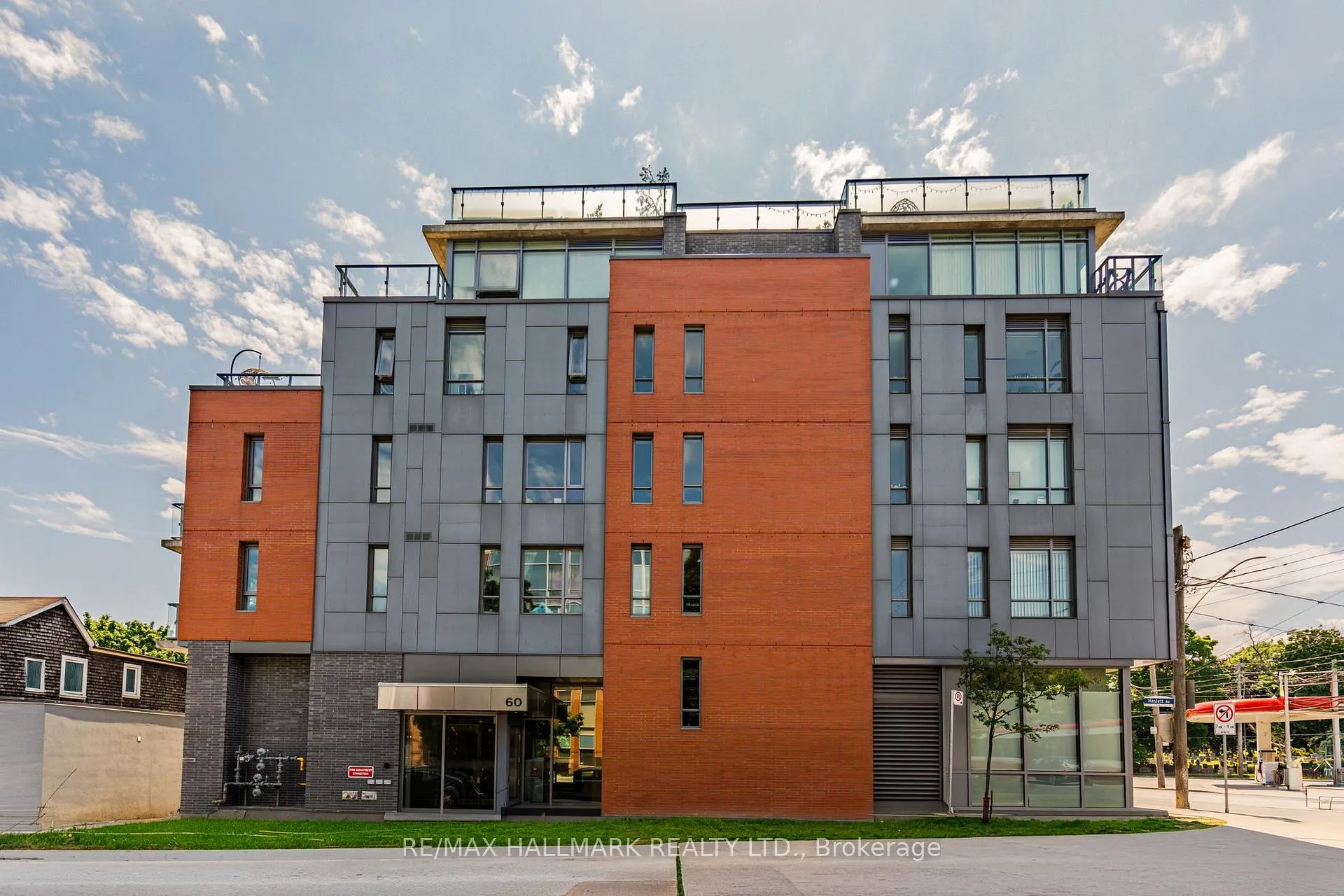 Photo 14 of Unit 203, 60 Haslett Avenue, Toronto, The Beaches — HOMEH