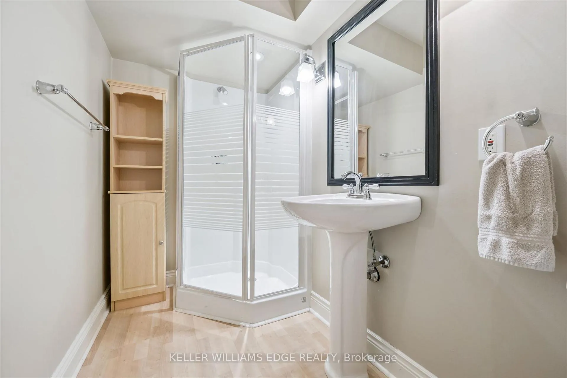 Photo 36 of 2124 Kevin Crescent, Burlington, Headon — HOMEH