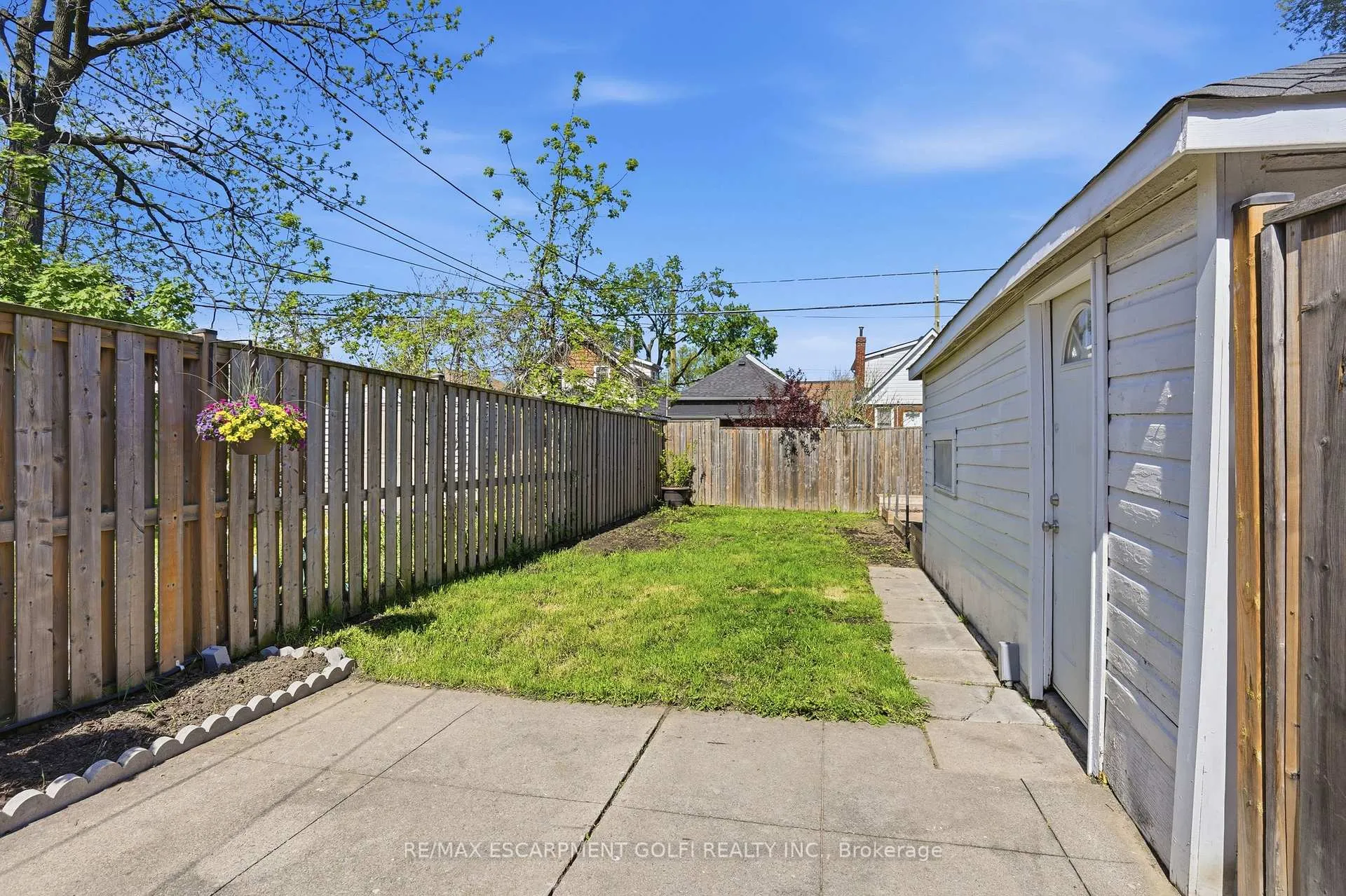 Photo 24 of 43 Cameron Avenue N, Hamilton, Homeside — HOMEH