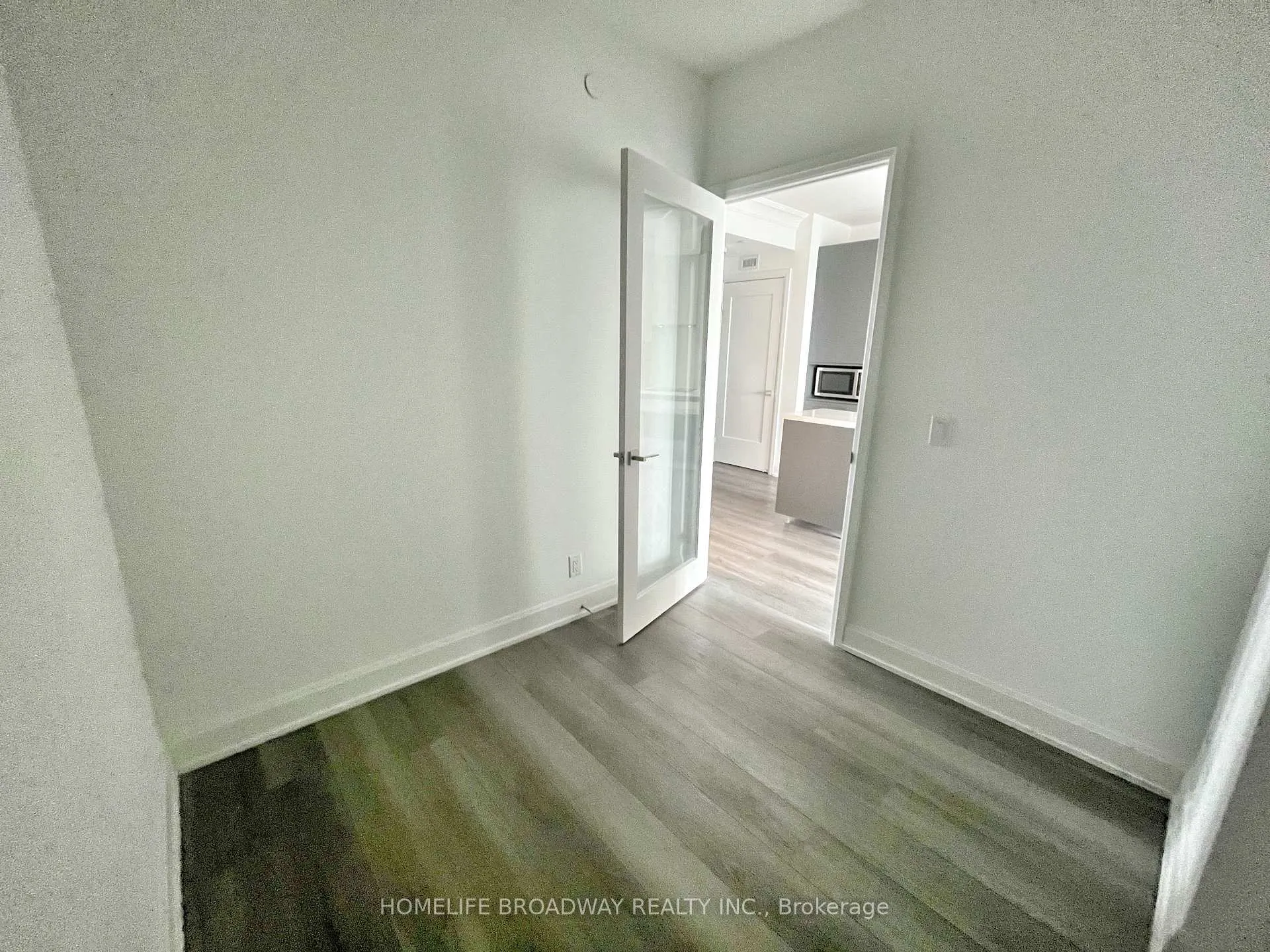 Photo 6 of Unit 2908, 8 Water Walk Drive, Markham, Unionville — HOMEH