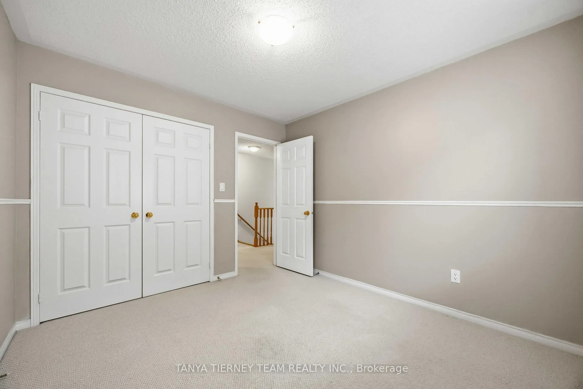 Photo 41 of 75 Robert Attersley Drive E, Whitby, Taunton North — HOMEH