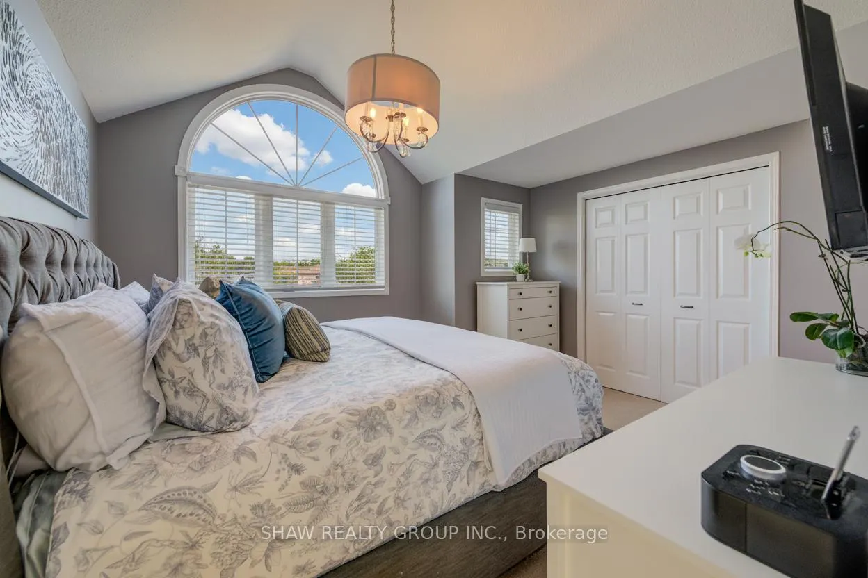 Photo 7 of 35 Hawkins Drive, Cambridge — HOMEH