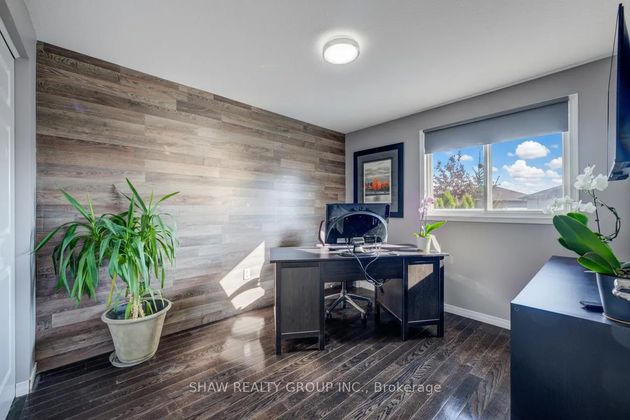 Photo 10 of 35 Hawkins Drive, Cambridge — HOMEH