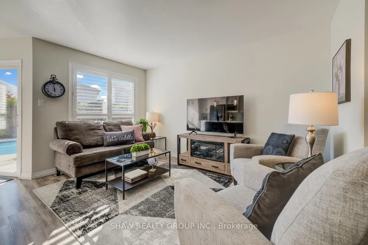 Photo 11 of 35 Hawkins Drive, Cambridge — HOMEH