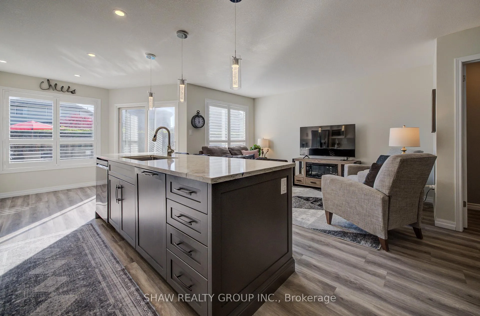 Photo 23 of 35 Hawkins Drive, Cambridge — HOMEH