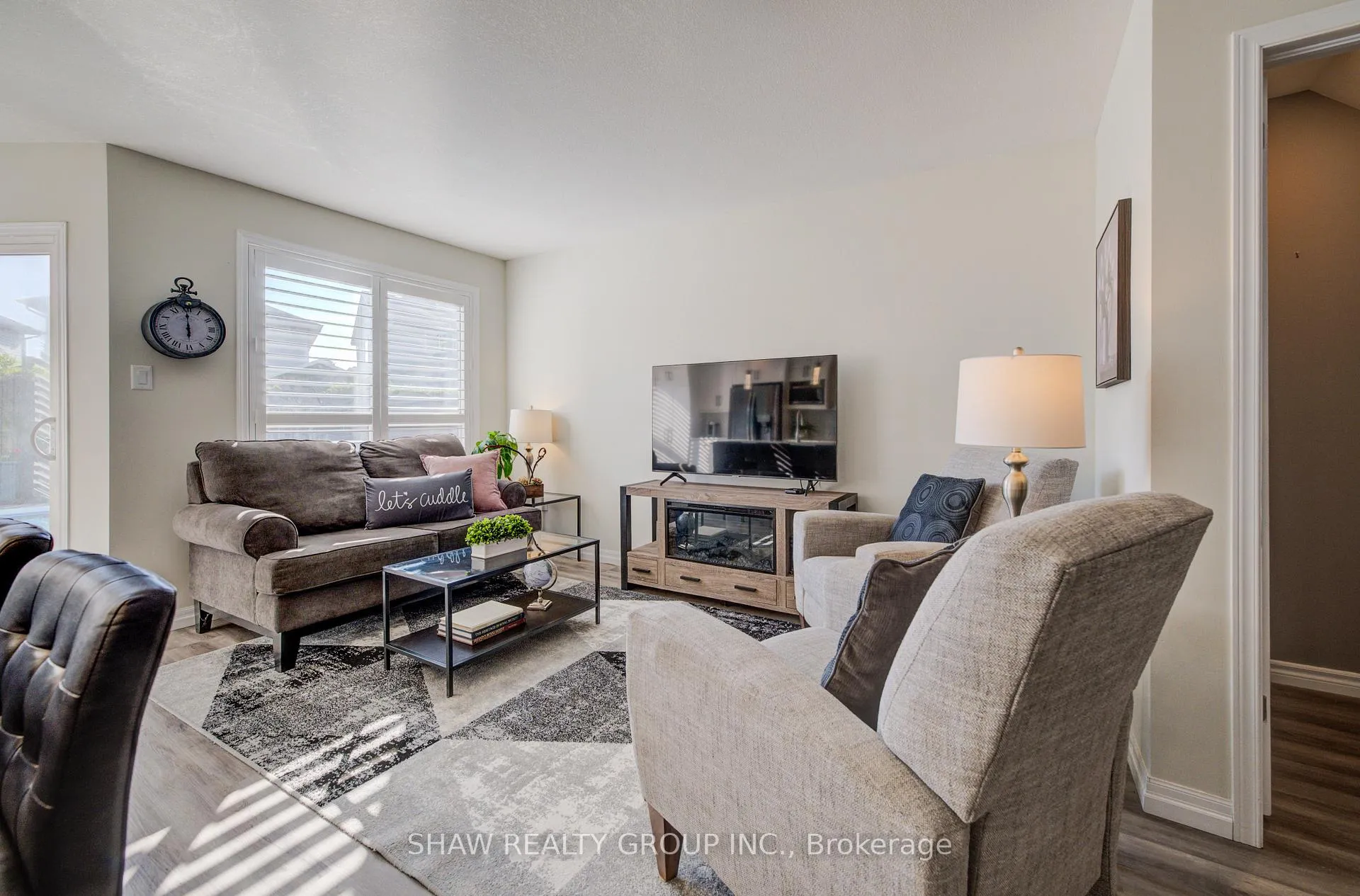 Photo 24 of 35 Hawkins Drive, Cambridge — HOMEH