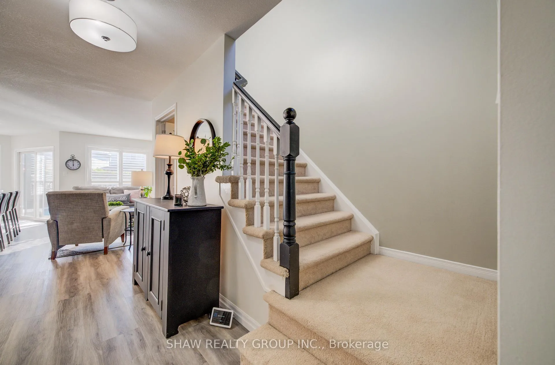 Photo 27 of 35 Hawkins Drive, Cambridge — HOMEH