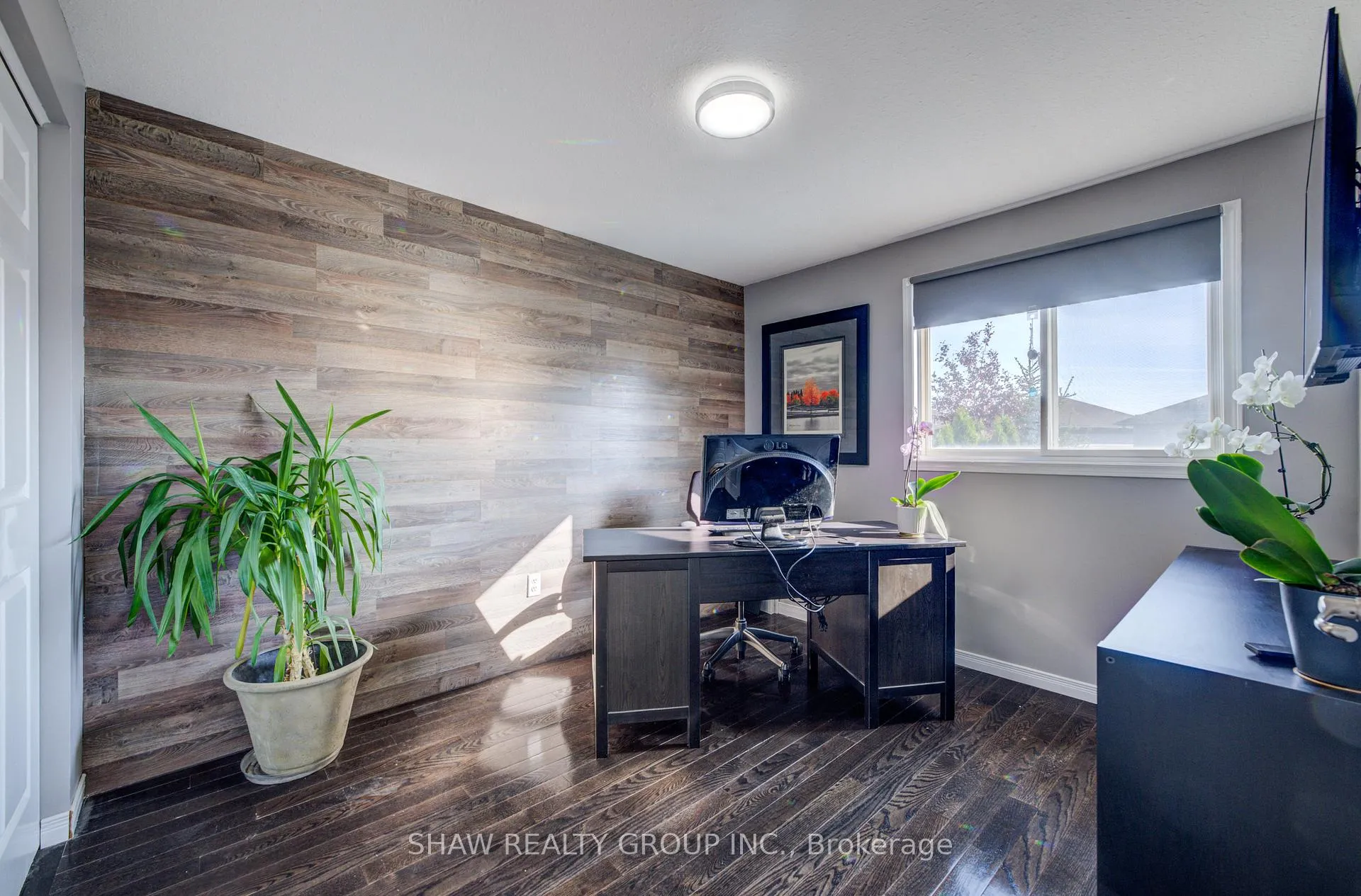 Photo 33 of 35 Hawkins Drive, Cambridge — HOMEH