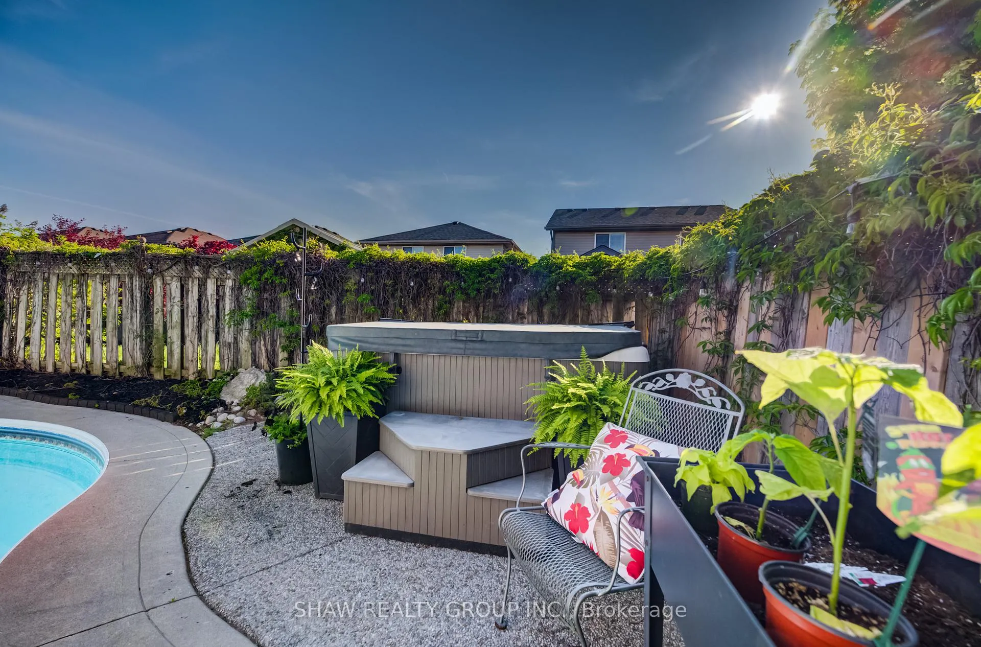 Photo 43 of 35 Hawkins Drive, Cambridge — HOMEH