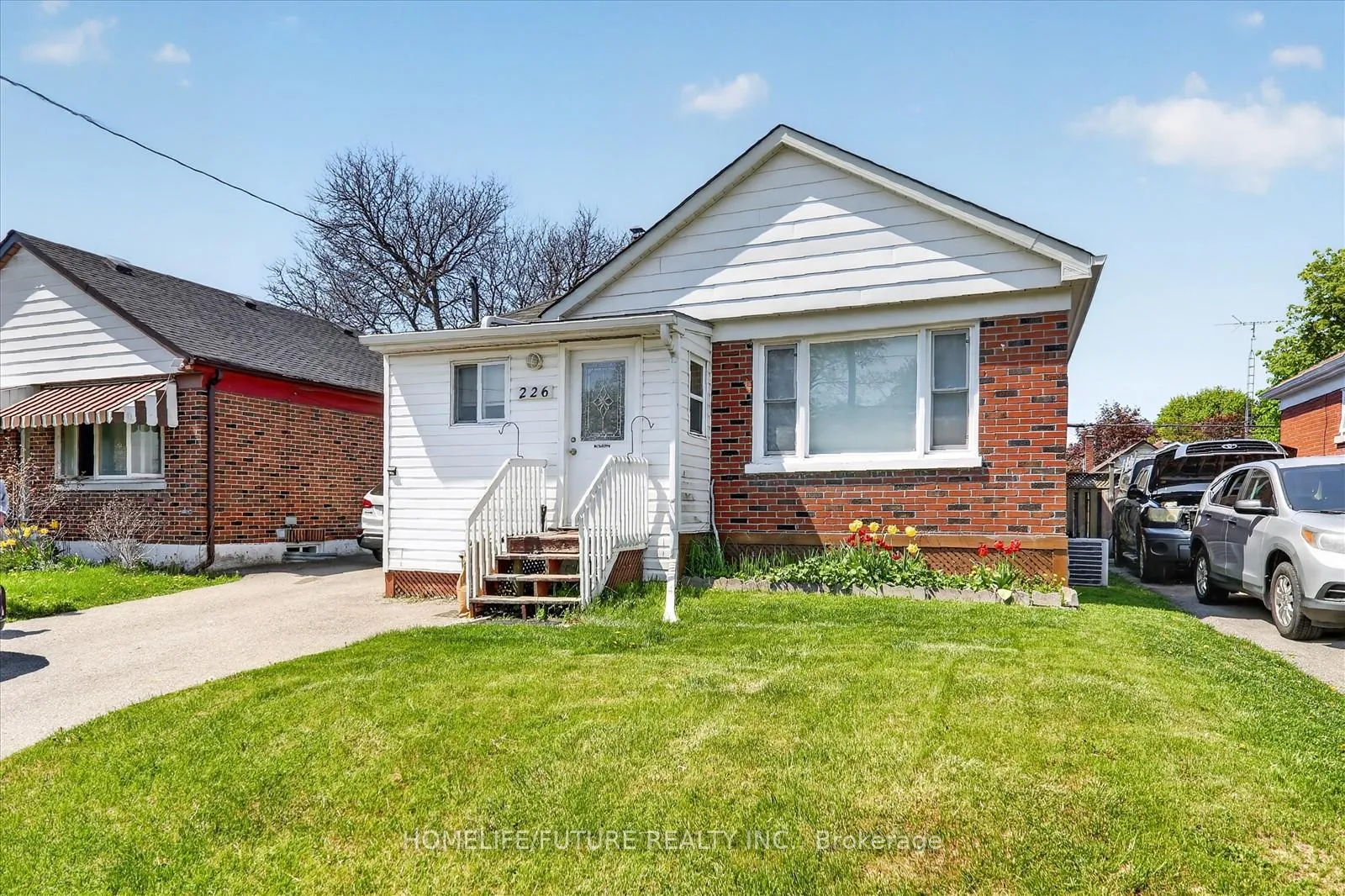 Photo 2 of 226 Wilson Road S, Oshawa, Central — HOMEH