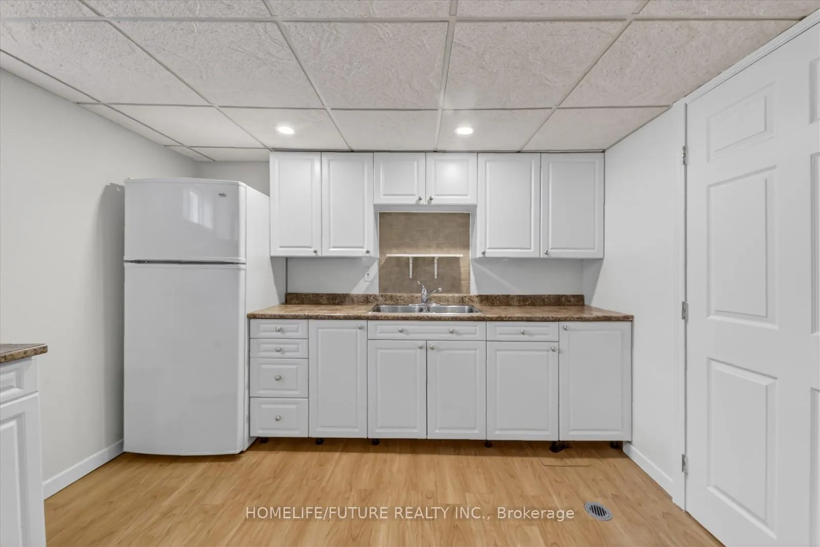 Photo 7 of 226 Wilson Road S, Oshawa, Central — HOMEH