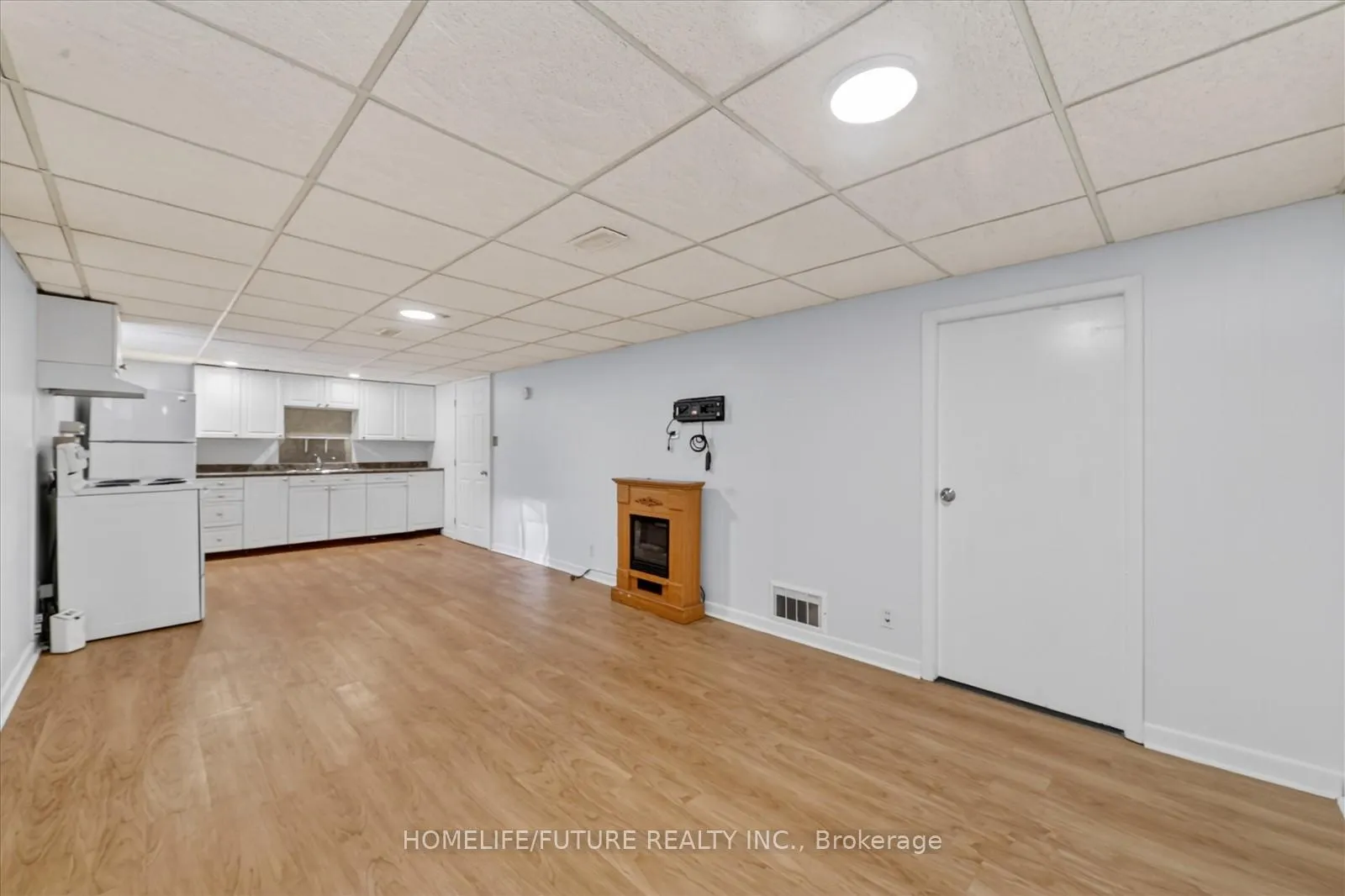 Photo 11 of 226 Wilson Road S, Oshawa, Central — HOMEH