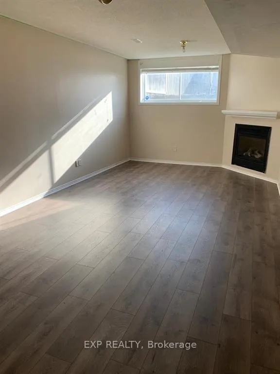 Photo 4 of 1001 Capreol Street, Ottawa, Avalon East — HOMEH