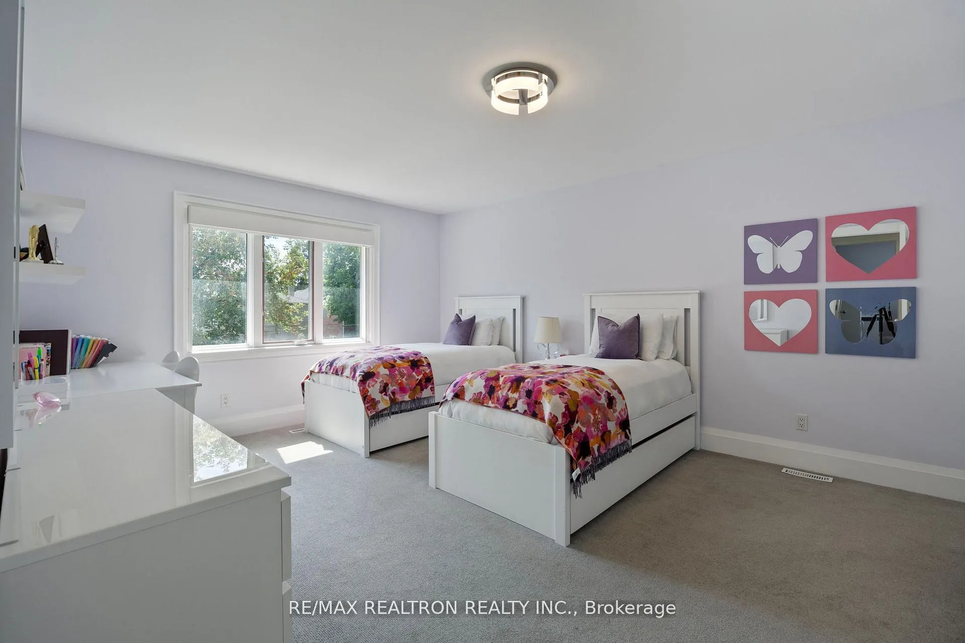 Photo 14 of 597 Coldstream Avenue, Toronto, Englemount-Lawrence — HOMEH