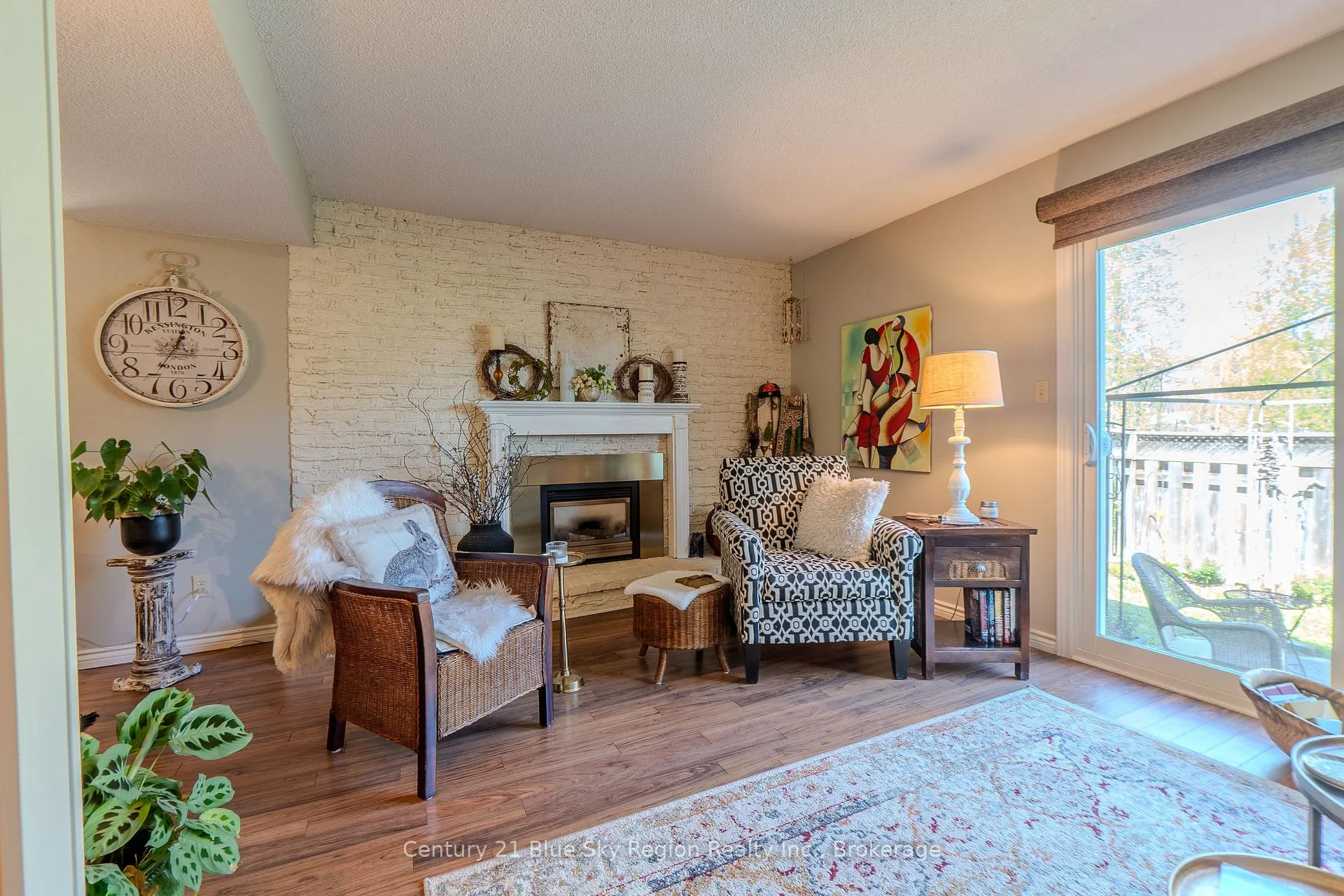 Photo 13 of 376 Wickstead Avenue, North Bay, Birchaven — HOMEH