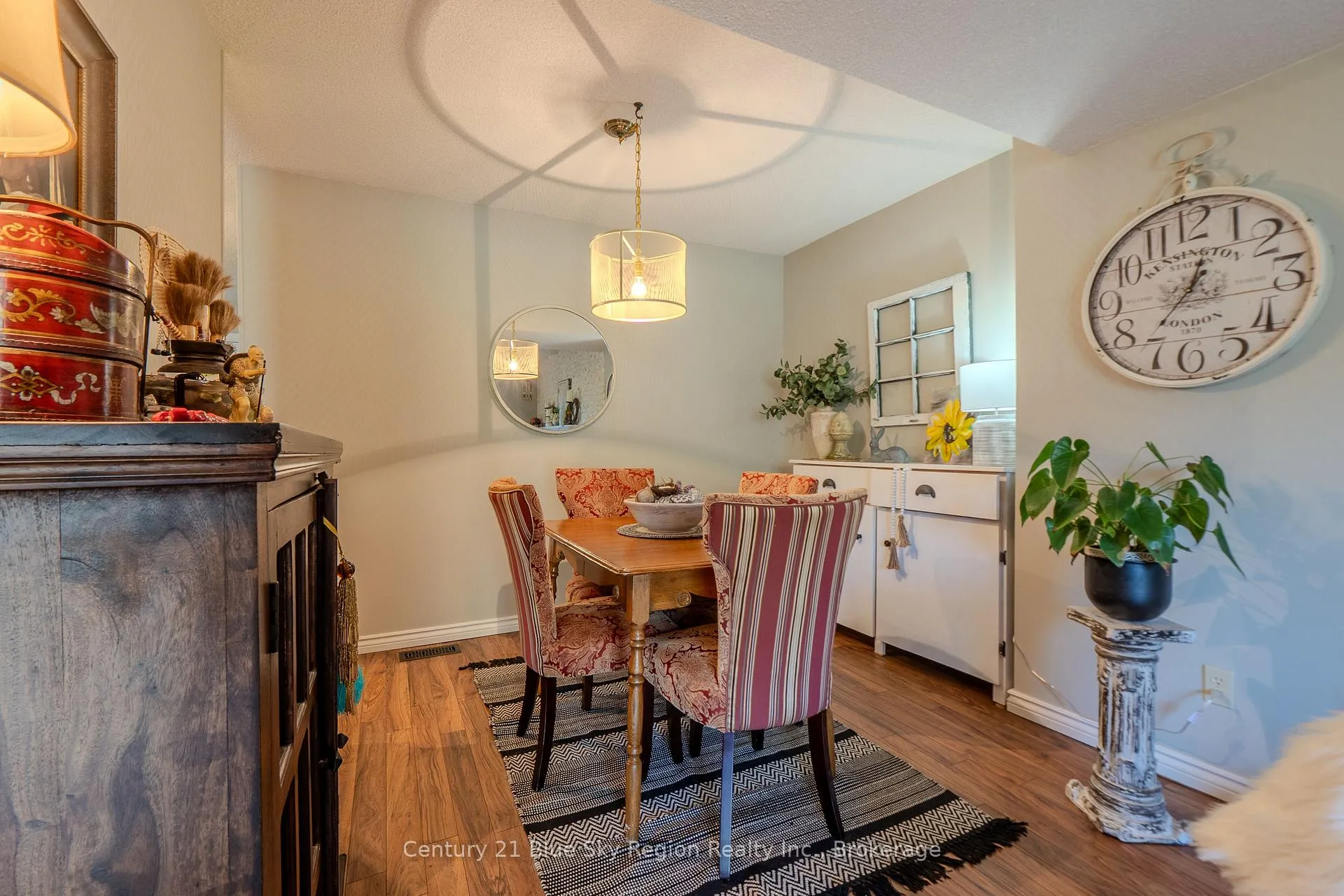 Photo 14 of 376 Wickstead Avenue, North Bay, Birchaven — HOMEH